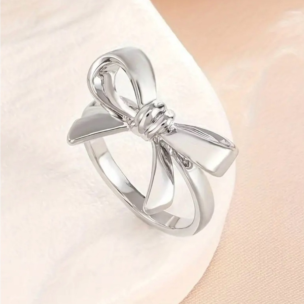 NEW Silver bow ring, coquette bow ring, bow jewelry, trendy bow ring, BOHO ring